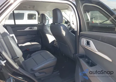 2025 Ford Explorer Active z USA, uszkodzony, nr VIN 1FMUK7DHXSGB43032